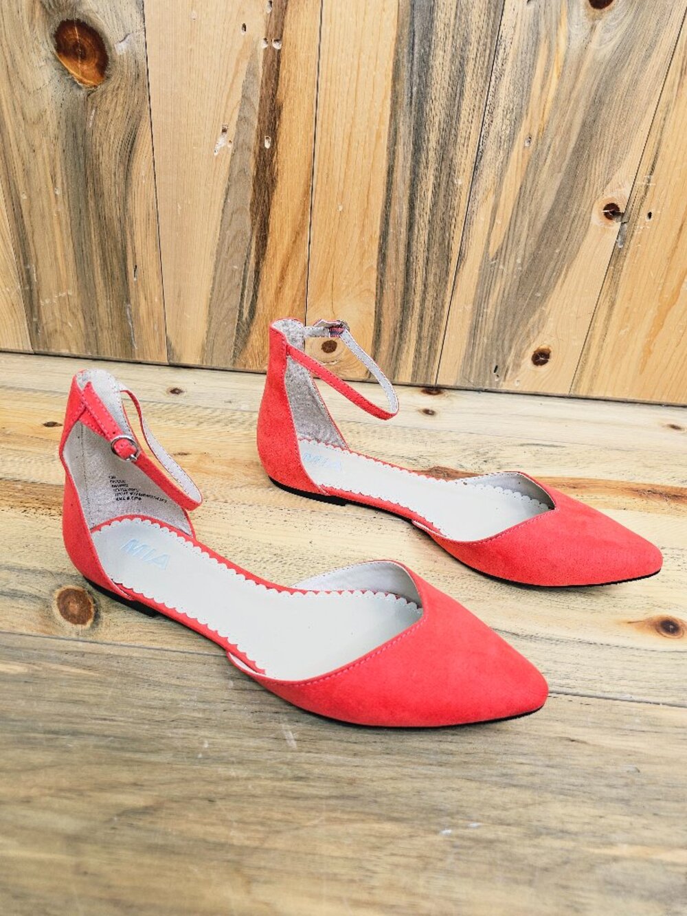 MIA Pecora Coral Flats NEW! Size 10